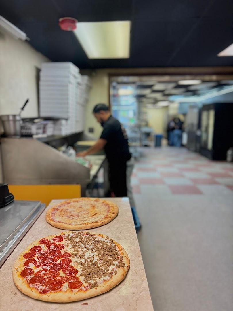 Matthew's Pizza